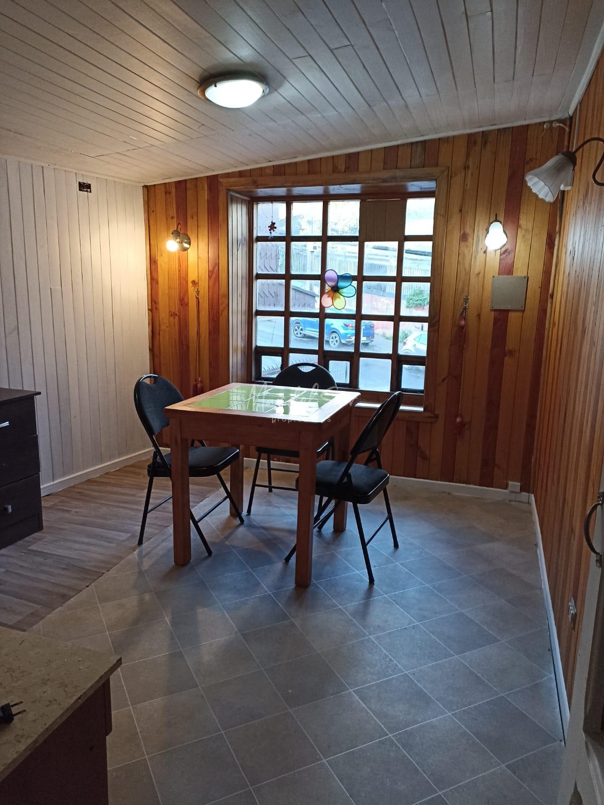 Se arrienda pequeño Depto para 2 personas en  el centro de Ancud