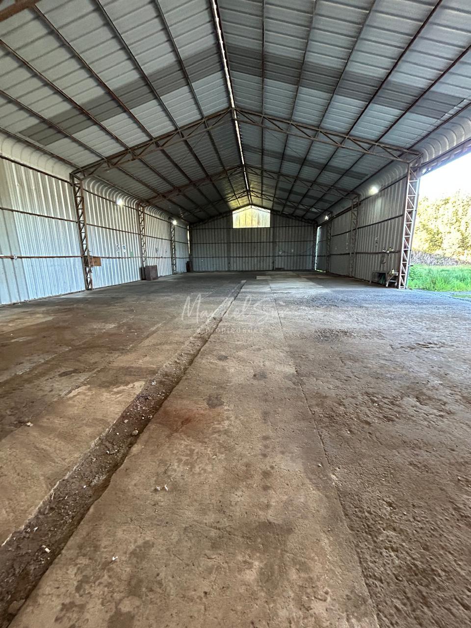 Arriendo gran bodega galpón de 450 mts2 en Pto Montt